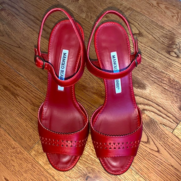 Manolo Blahnik Shoes - Manolo Blahnik sandals size 5.5